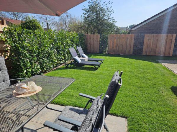 Bungalow Schotvanger Egmond aan den Hoef Luaran gambar