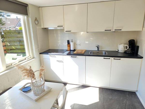 Bungalow Schotvanger Egmond aan den Hoef Luaran gambar