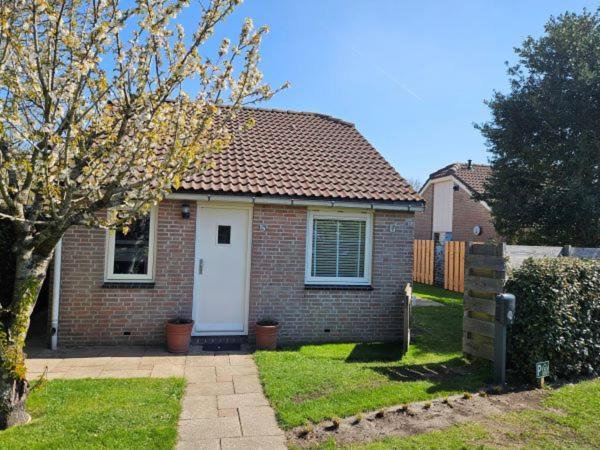 Bungalow Schotvanger Egmond aan den Hoef Luaran gambar